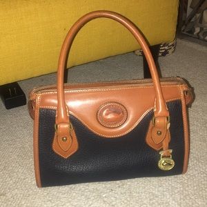 Vintage Dooney & Bourke, great condition